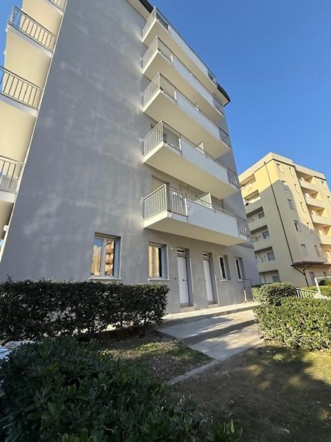 Viola Lido Adriano Exterior foto